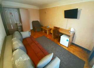 Отель Tourist Hotel Харьков Полулюкс-3