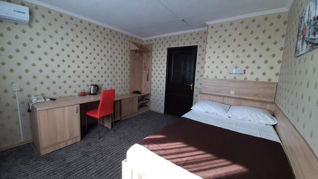 Отель Tourist Hotel Харьков-23