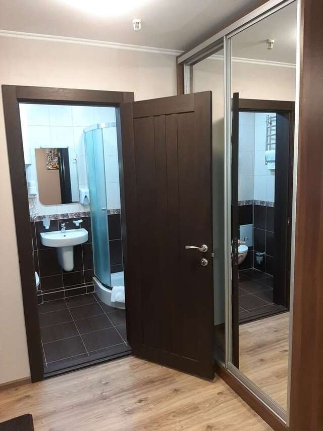 Отель Tourist Hotel Харьков-26